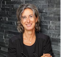 Porträt von Katrin Pfleiderer